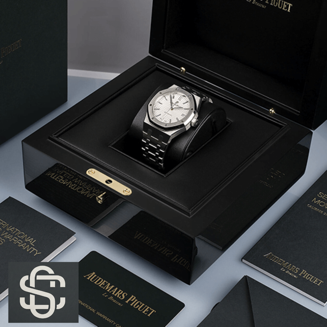 Royal Oak (Ref. 15403IP.OO.1220IP.01) “Silver Dial”