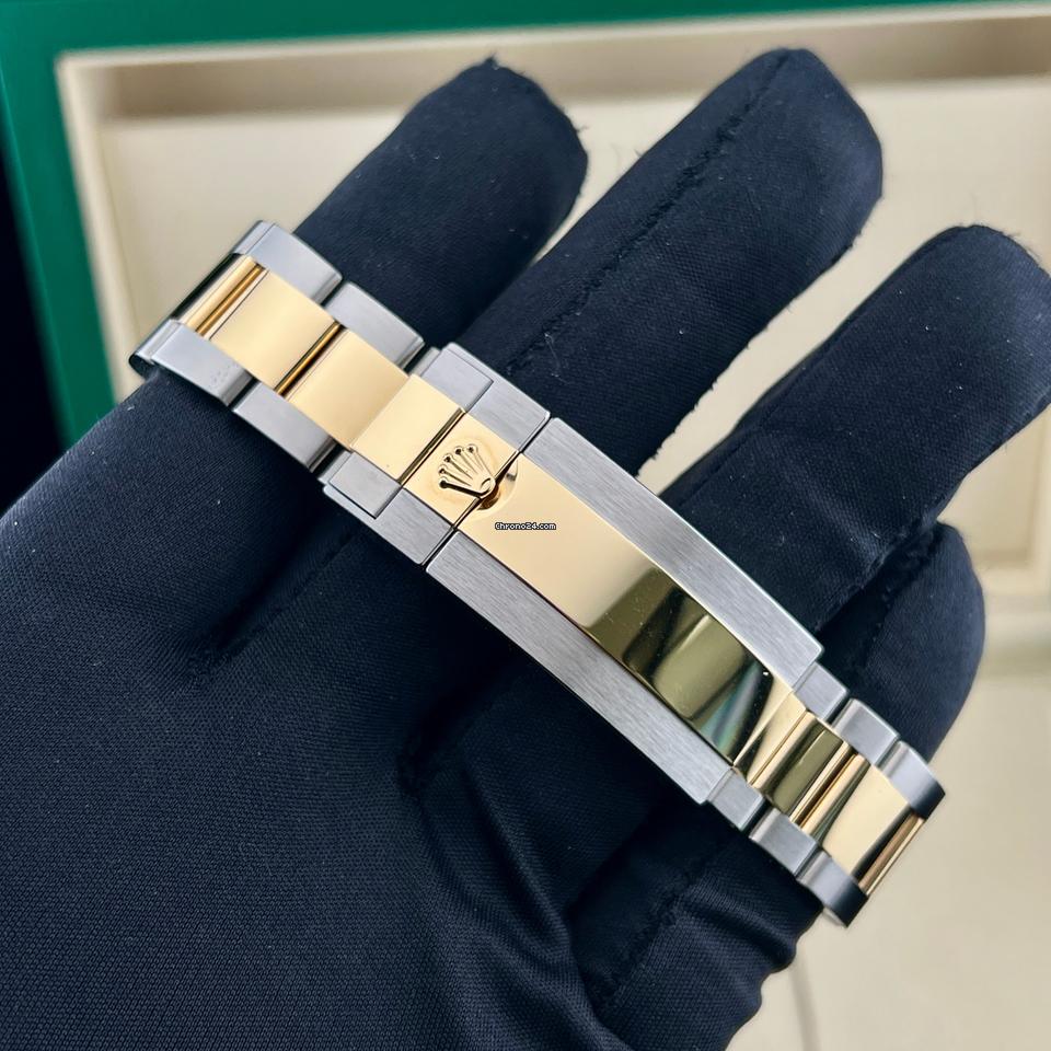 Submariner Date (Ref. 126613LB)