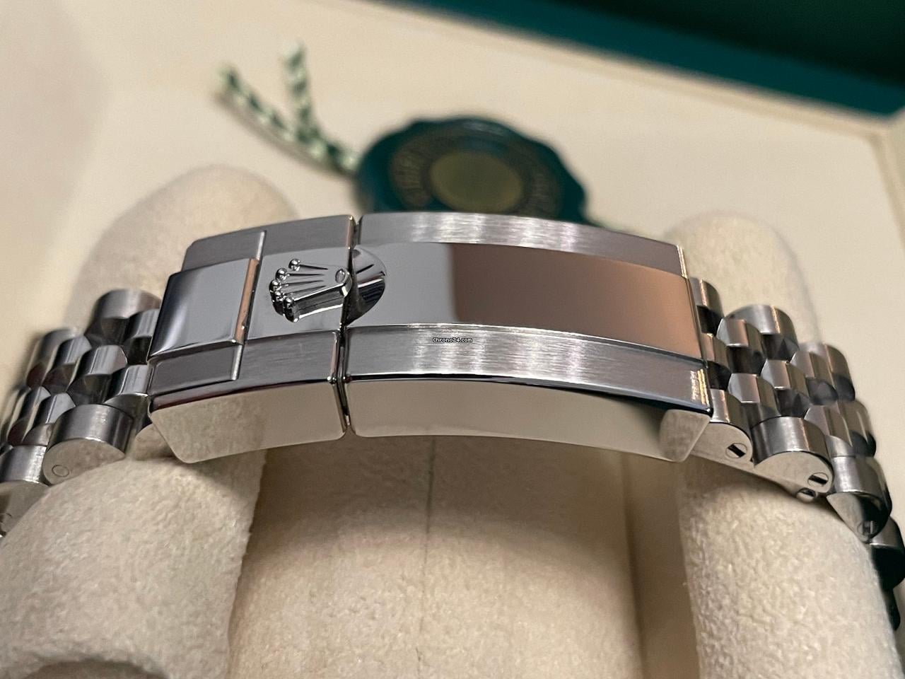 GMT-Master II (Ref. 126710GRNR) Bruce Wayne