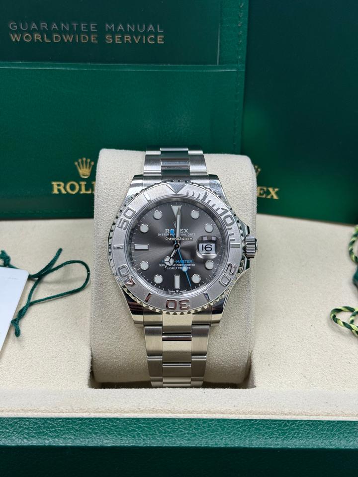 Yacht-Master 40 (Reference 126622) Slate/Dark Rhodium Dial or Blue Dial
