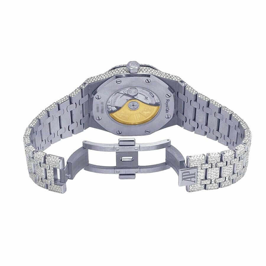 Royal Oak “Iced Out” (Ref. 15400ST.OO.1220ST.02)