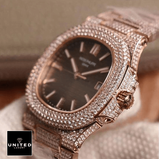 Patek Philippe Nautilus 5711 “Iced Out Diamonds” Authentic Replica Edition